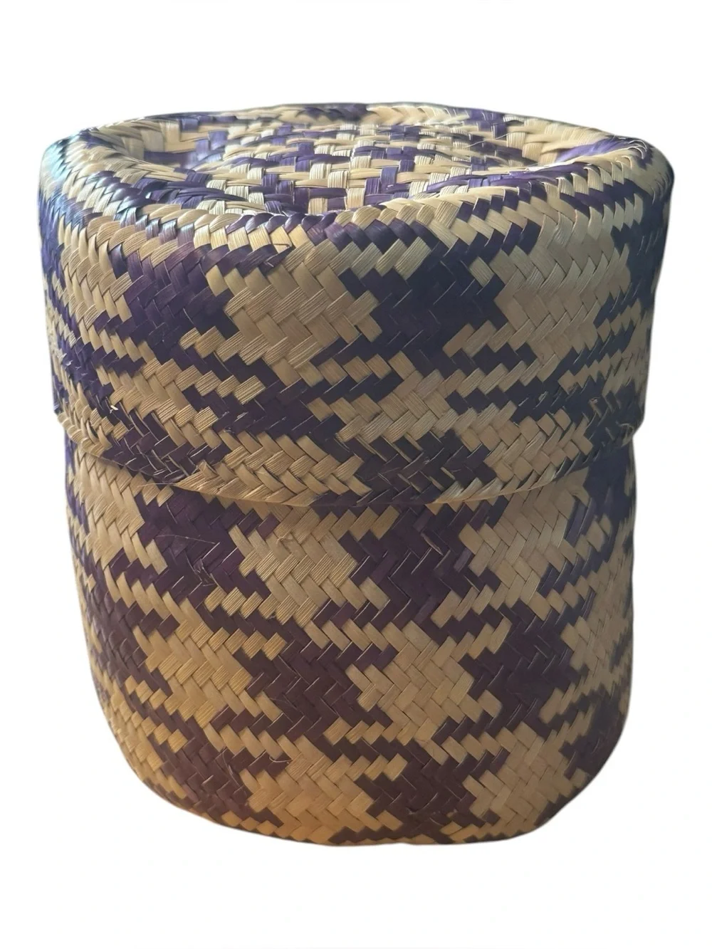 GlobeIn Handwoven Basket w Lid Emilia Garcia Martinez Oaxaca Mexico Purple